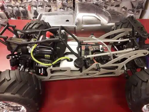 FG24000RZ Monster-Truck 4WD RTR
