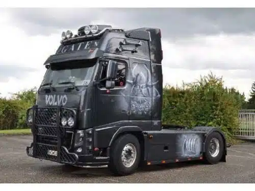 Italeri 3931 Volvo FH16"Viking"