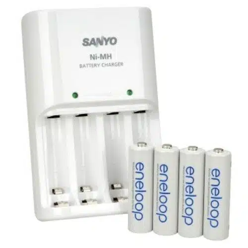 Lader Enelloop AA/AAA +4x aa