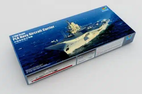 Trumpeter 06703 PLA NAVY AIRCRAFT CARRIER