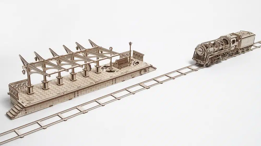 Ugears Trein Station