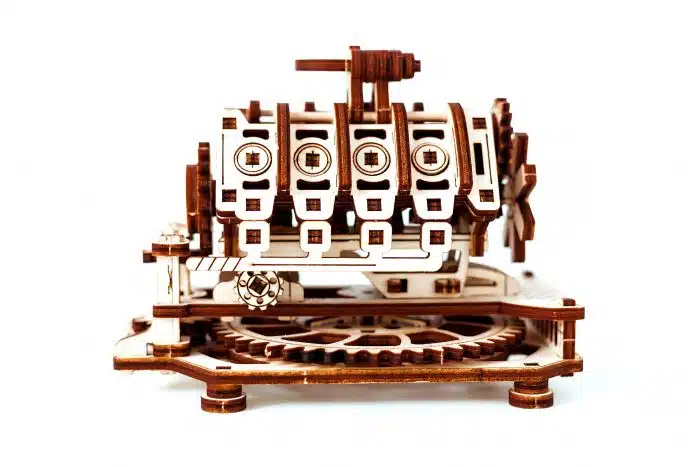 Wooden .city 316 V8 Engine