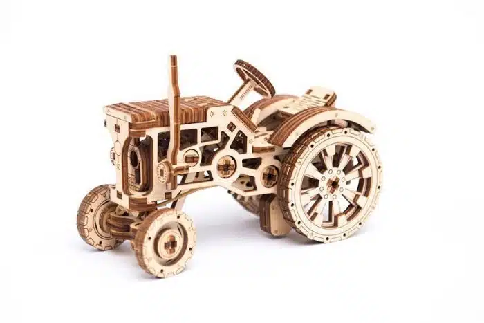 Wooden .city 318 Tractor