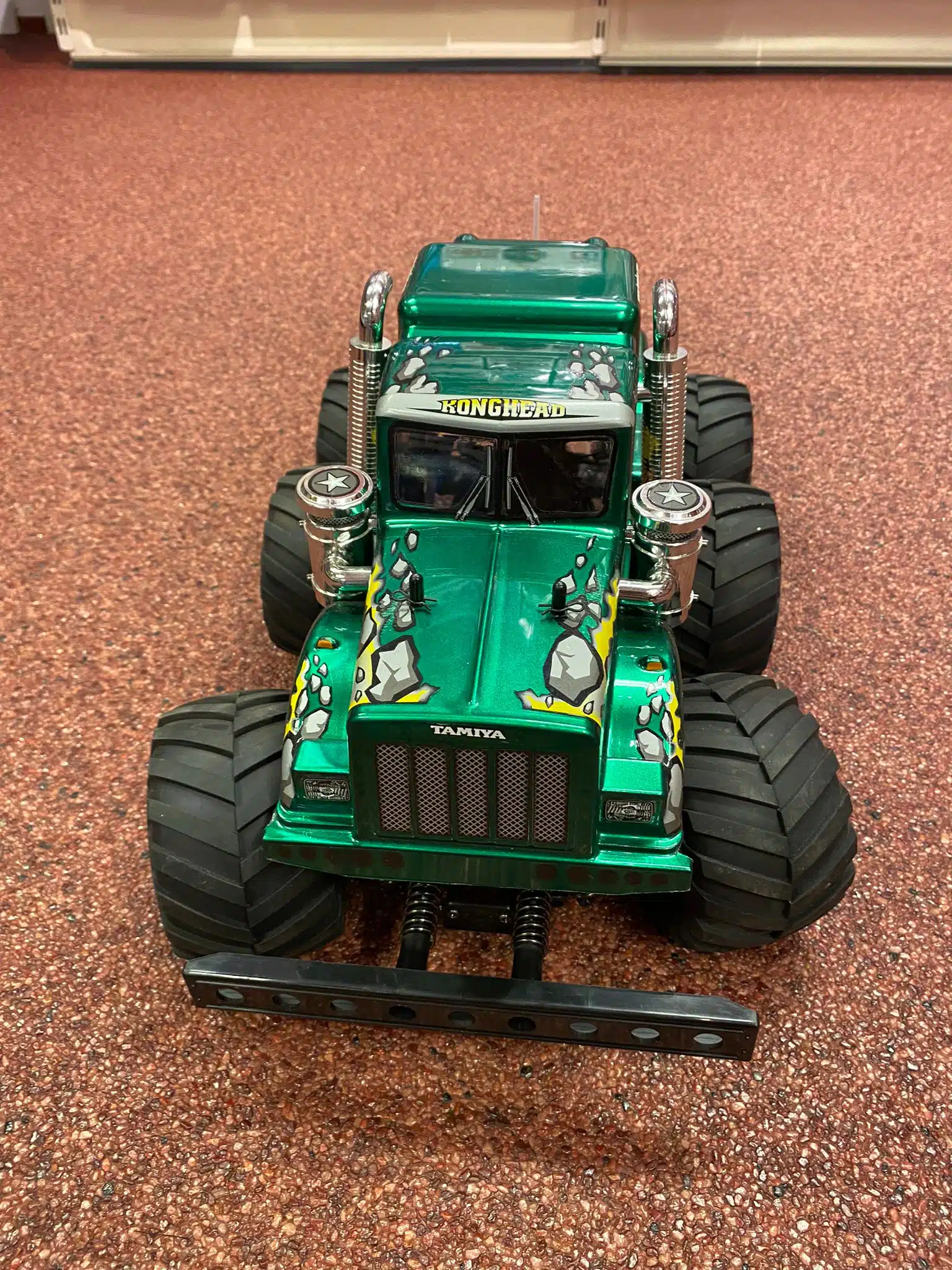 gebouwd Tamiya Konghead 6 x 6 g6-01 met motor en regelaar