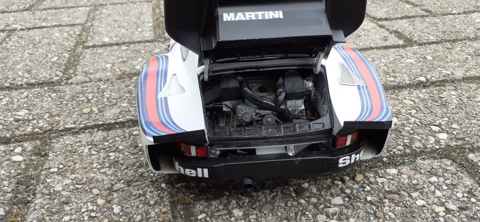 Gebruikte Tamiya12057 Porche 935 Turbo - Martini 1976 zonder bestuurder