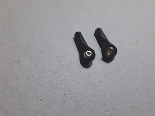 kogel link kunststof zwart M2 as 2mm 2 stuks