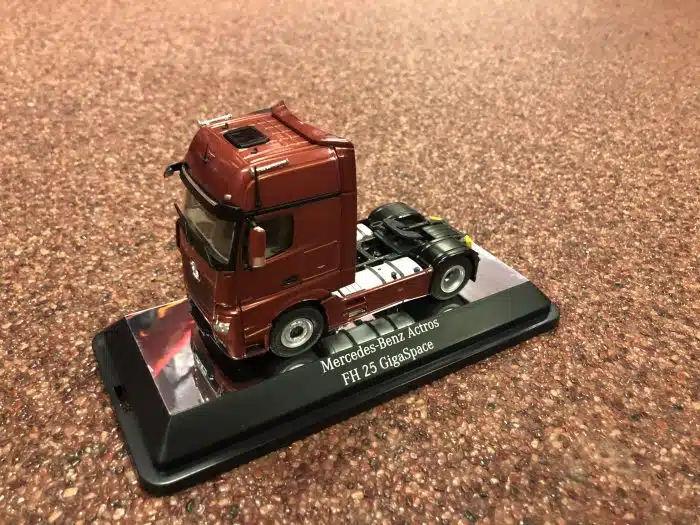 Mercedes-Benz Actros FH 25 Gigaspace model