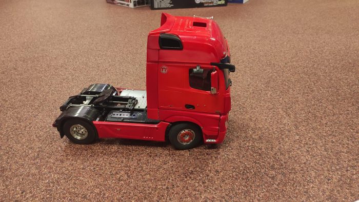 Gebruikte Tamiya 56335 Mercedes-Benz Actros Gigaspace met doos