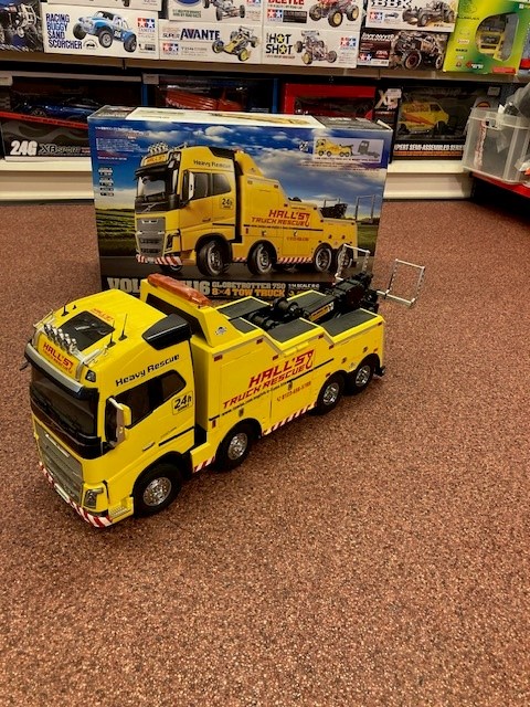 gebouwde Tamiya 56362 1/14 Volvo FH16 Globetrotter 750 TOW TRUCK /sleepwagen