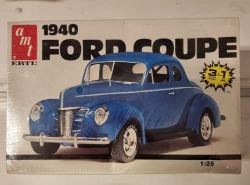 AMT 1940 Ford Coupe