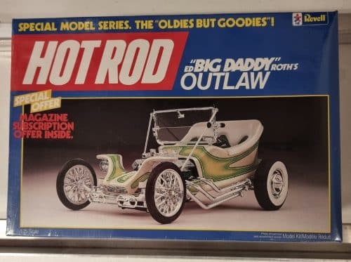 Revell0 7109 Hot Rod ed "Big Daddy"roth's Outlaw