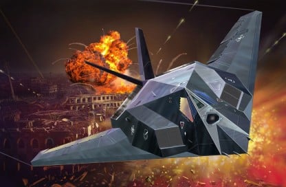 Revell 03899 F-117A Nighthawk Stealth Fig