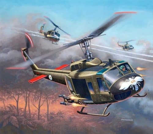 Revell 04983 Bell UH 1H Gunship