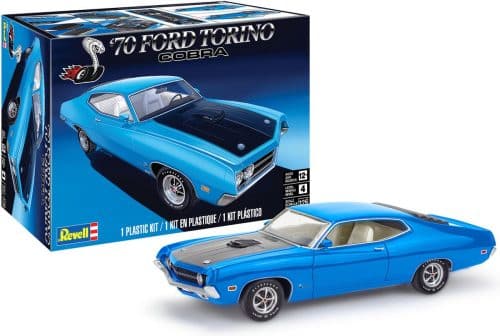 Revell 14534 Ford Torino Cobra Car Plastic kit