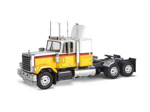 Revell 17471 Chevy Bison 1/32