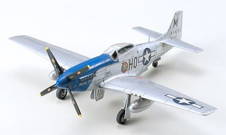 Tamiya 60749 North American P-51D Mustang