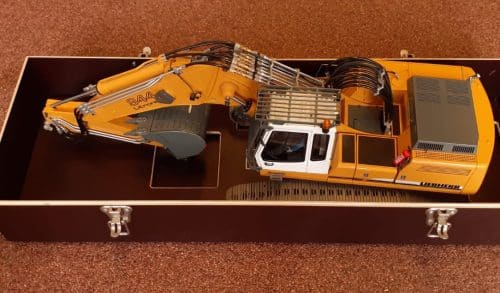 THS Liebherr 944 demo inclusief accessoires