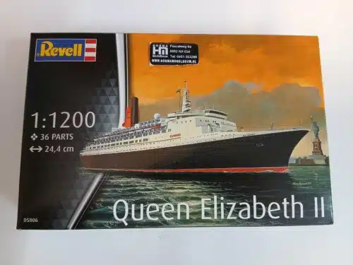 Revel 05806 Queen Elizabeth II