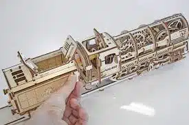 Ugears Locomotief met tender