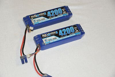 4200mah 3s 11.1 V 30-60 C