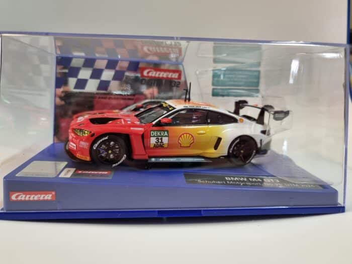 Carrera 20032076 digital 132 BMW M4 GT3 Schubert Motorsport No31 DTM 2024