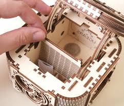 Ugears Schatkist