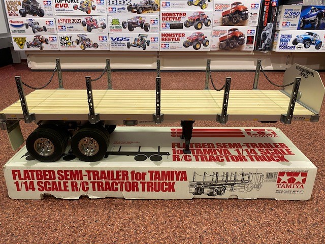 gebouwde tamiya 56306 flatbed semi trailer