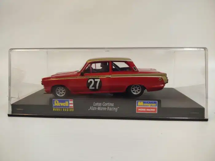 Revell 08379 Lotus Cortina, Alan-mann-racing