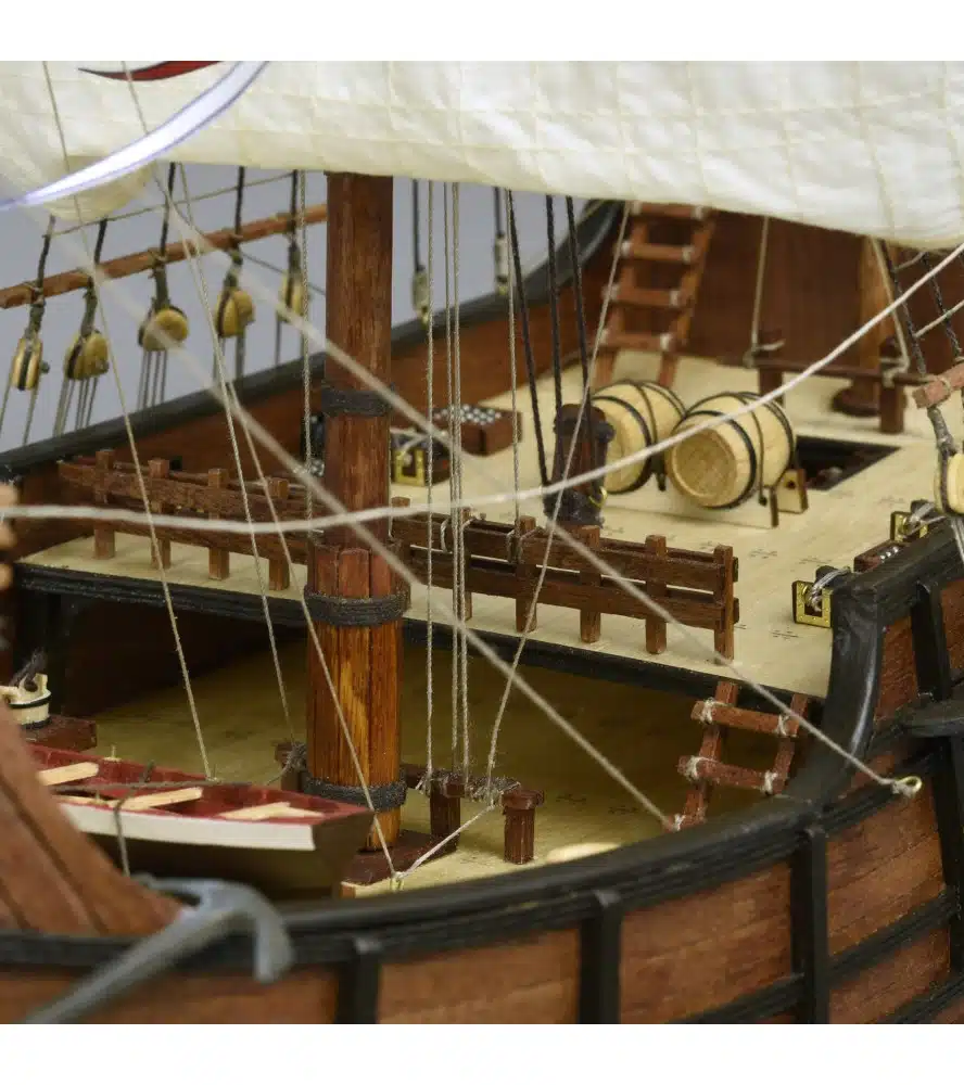 Artesania 22411 Santa Maria 1:65