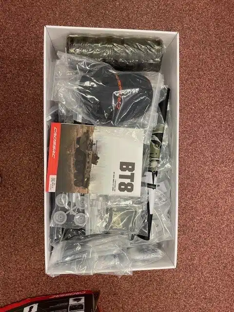 Demo model nieuw ongebouwd in doos. Cross RC Military Scaling kit BT 8