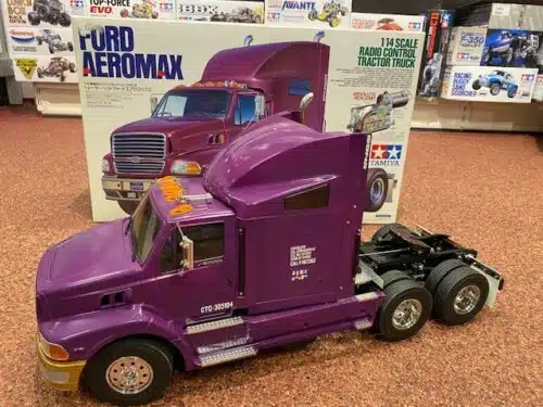 gebouwde tamiya 56309 ford aeromax