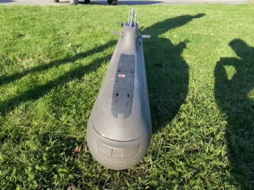 gebruikt onderzeeër zelfbouw 2 duiktanken met spindel, balans elektronica, periscoop vanaf zender bestuurbaar,