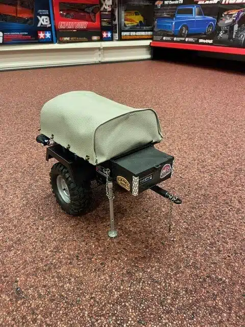 Gebruikte Crawler aanhangwagen met verlichting ( in nieuwstaat)