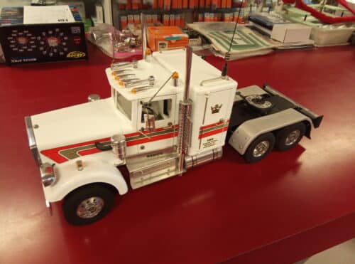Gebruikte wedico Peterbilt Wit met verlichting, geluid, metalen diffs, aluminium velgen