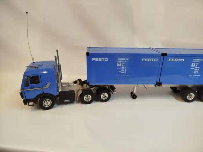Gebruikte wedico Truck + aanhanger FESTO