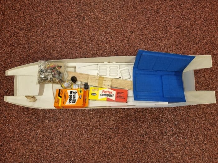 HEGI Wedico 3516 Jaguar Motoryacht-RC-Modell