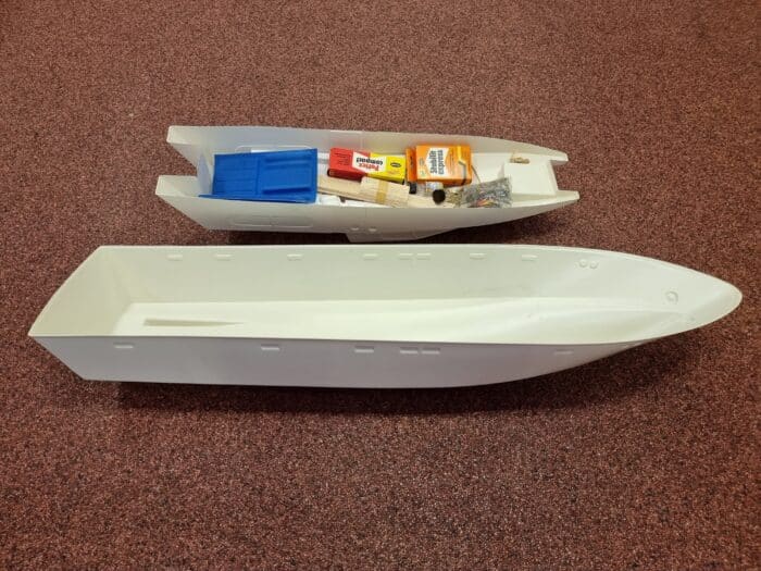 HEGI Wedico 3516 Jaguar Motoryacht-RC-Modell
