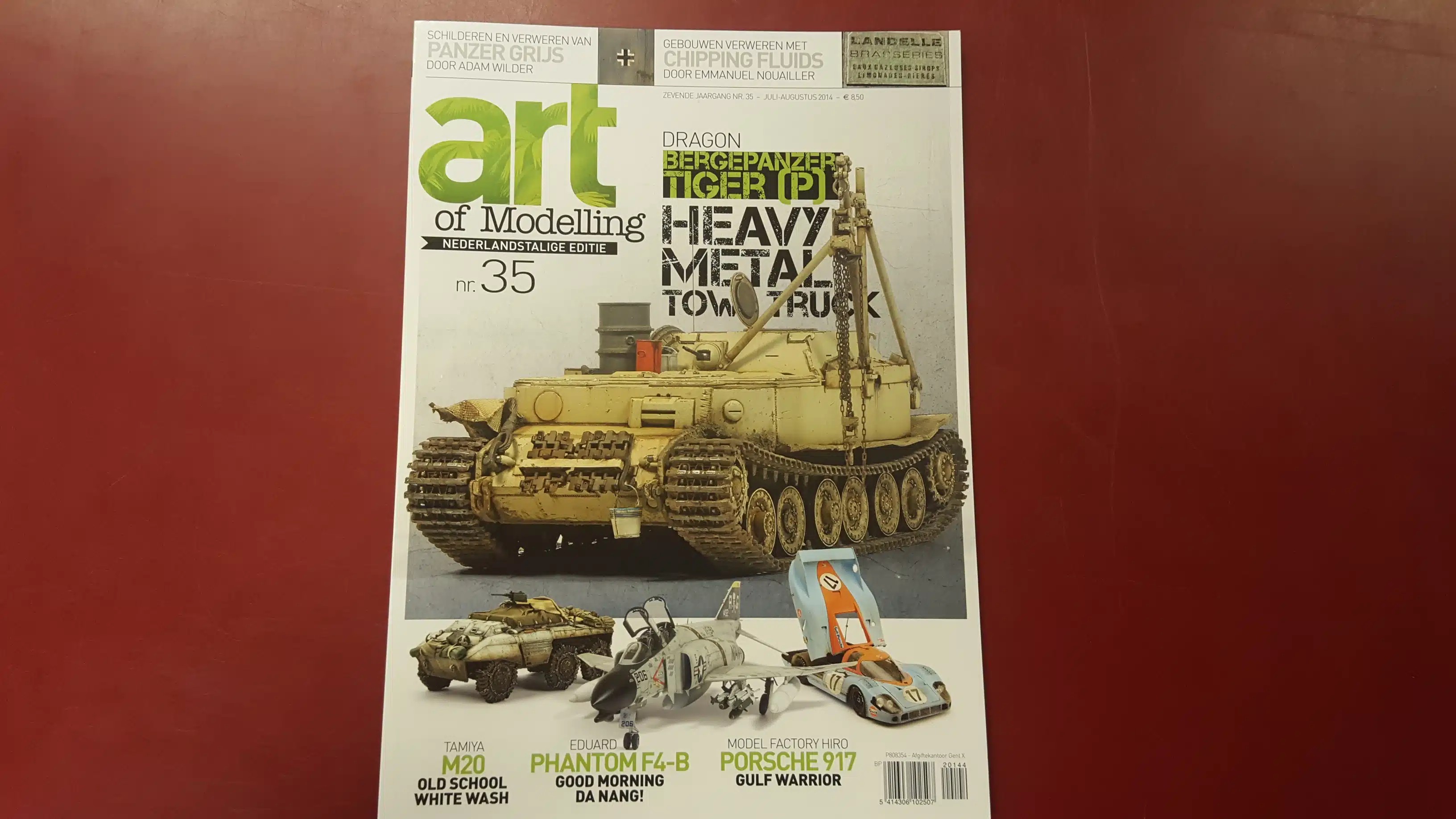 Model Art NR.35