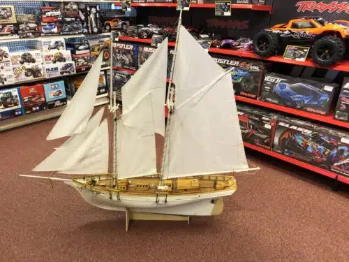 nieuw, vaarklaar Robbe 1140 valdivia met motor, regelaar, stuurservo, winch, boekjes en extra onderdelen