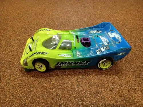 Serpent Impact 4 WD 2bak met mega motor evo 4 2,5CC en gasservo robbe 3001 gelagerd