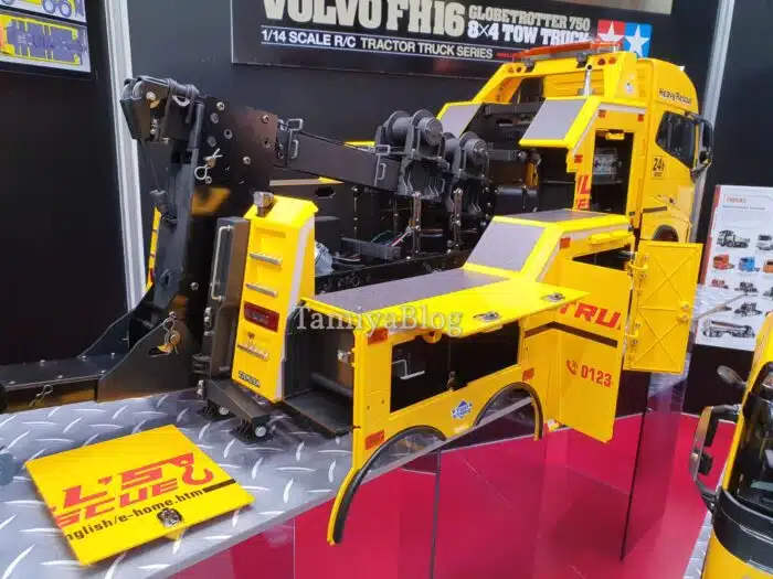 Tamiya 56362 1/14 Volvo FH16 Globetrotter 750 TOW TRUCK /sleepwagen