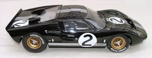 Trumpeter 05403 Ford GT40 MK II