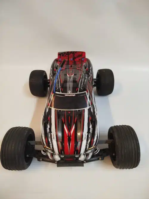 Gebruikte Traxxas Rustler 37054-1 inclusief accu en lader + extra's