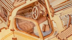 Robotime TG504 Vintage Car