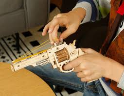 Robtime Rokr Corsac M60