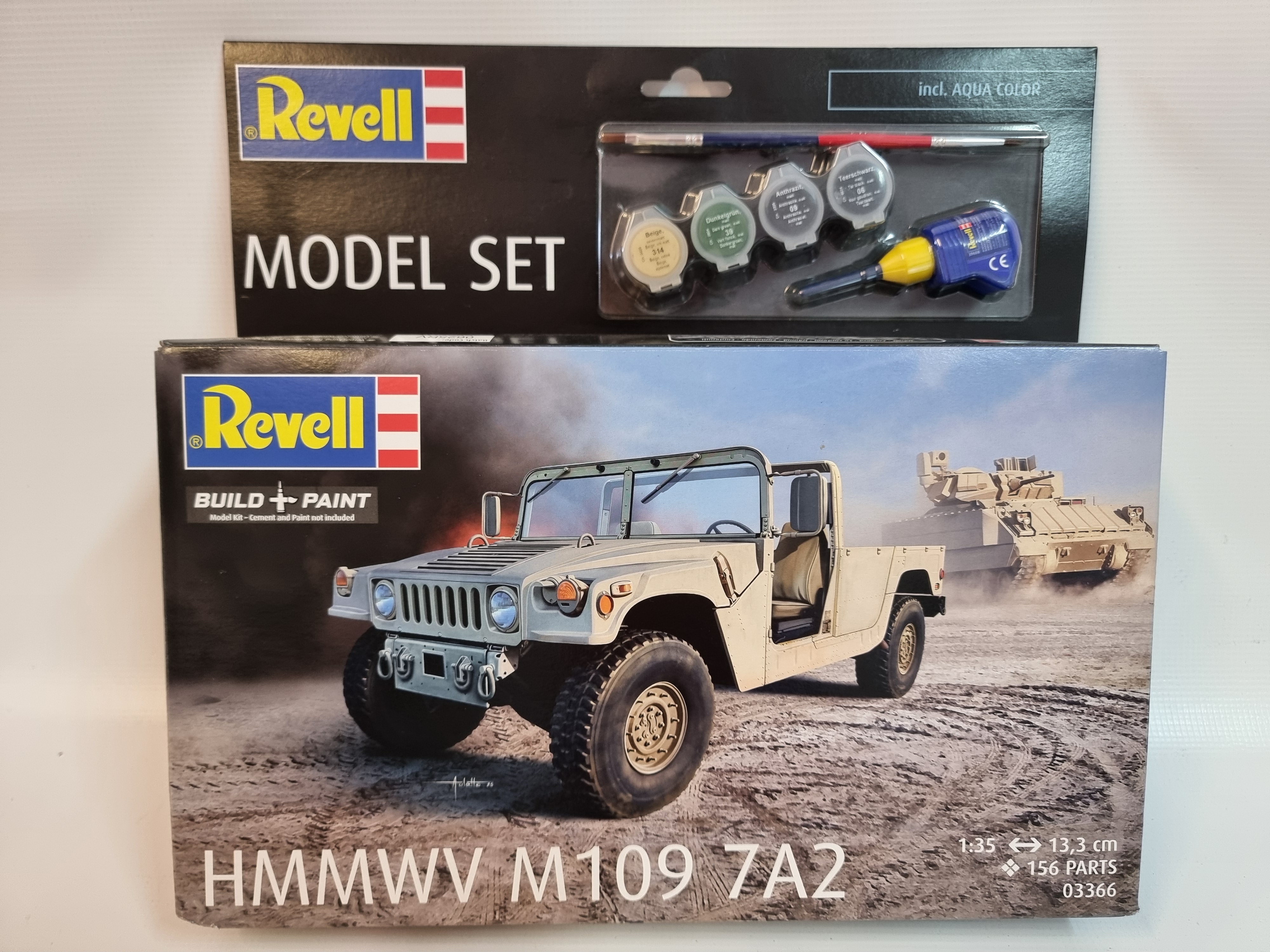 Revell 63366 Model Set HMMWV M109 7A2 inclusief lijm en verf