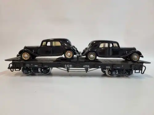 LGB 4059-1 Demo Autotransporter met 2 Citroen 15 CV auto's