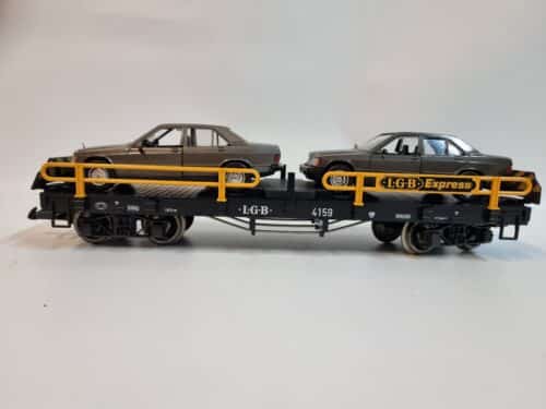 LGB 4059 Demo Autotransporter met 2 Mercedes auto's