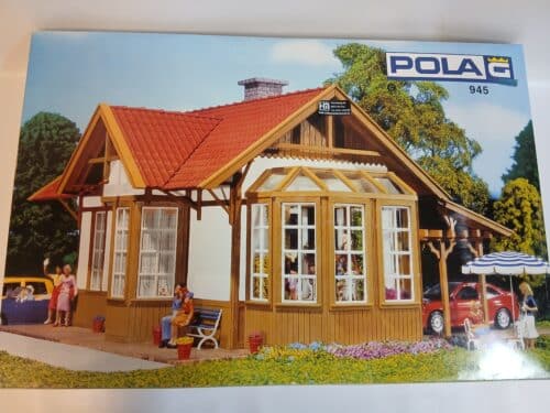 Pola 945 - Huis met erker