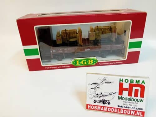 LGB 40130 Lage goederenwagen met platform en remcabine. Twee motoren als vracht